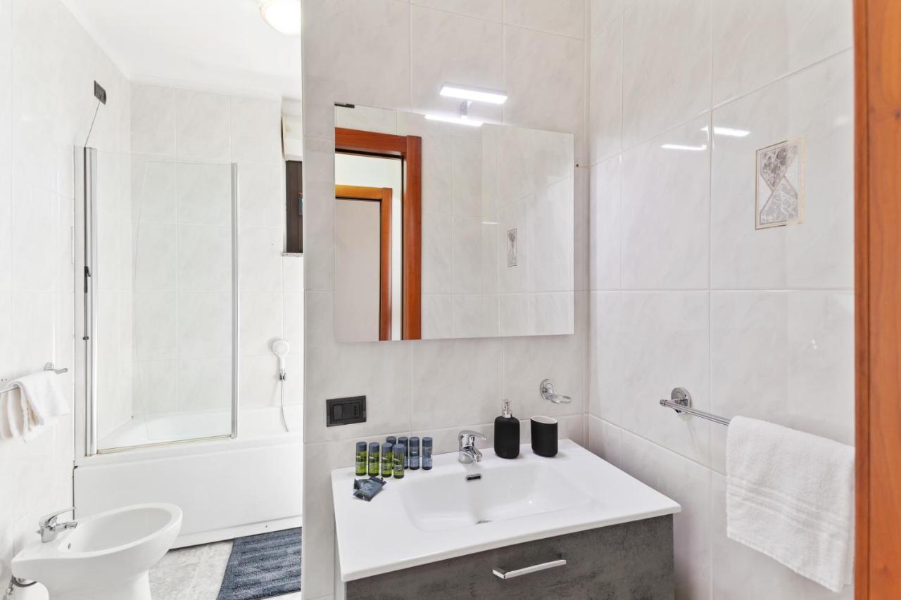 Bari Waterfront Apartment Exterior foto
